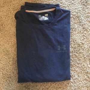 Under Armour heat gear loose fit tshirt